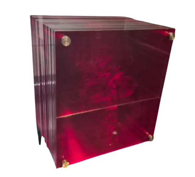 Escultura acrílico.webp