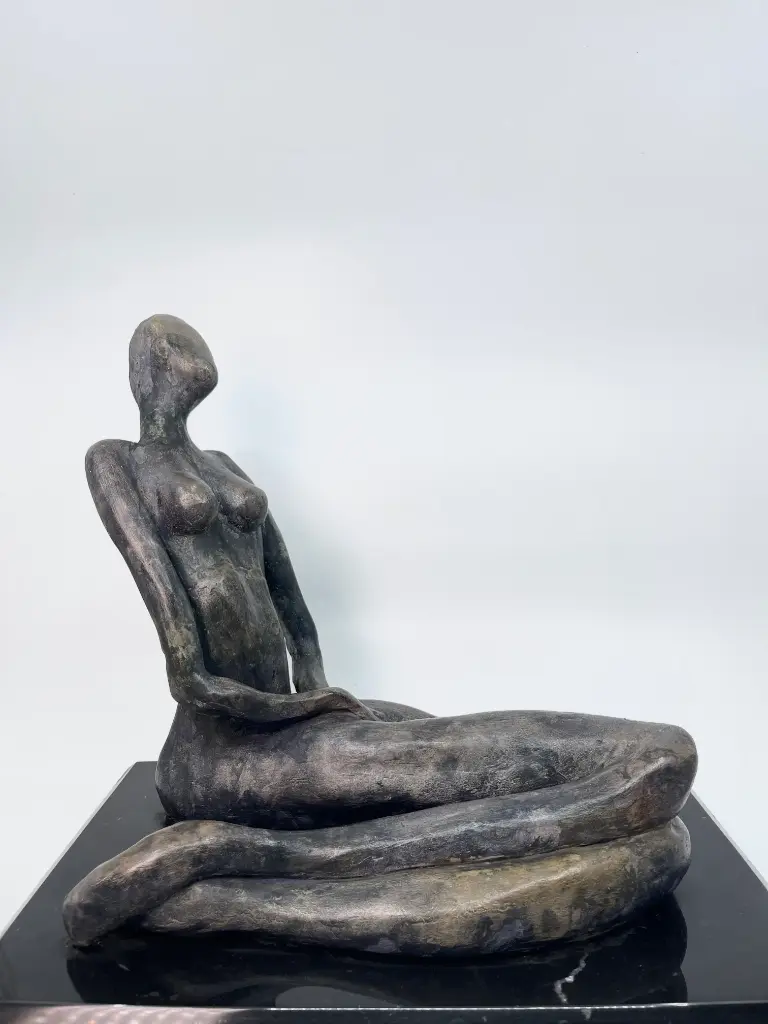 Escultura - "Mientras Llega"